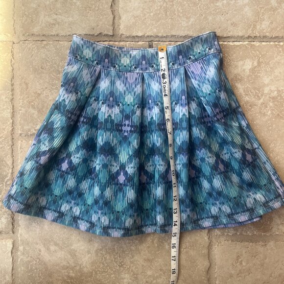 Aeropostale Blue Patterned Mini Skirt | Size XS - Picture 4 of 9